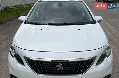 Внедорожник / Кроссовер Peugeot 2008 2017 в Борисполе