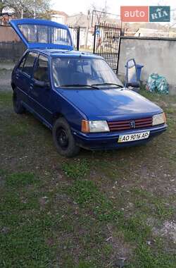 Хетчбек Peugeot 205 1985 в Мукачевому Хетчбек Peugeot 205 1985 в Мукачевому