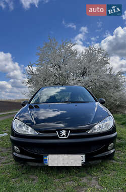Хэтчбек Peugeot 206 2005 в Благовещенском