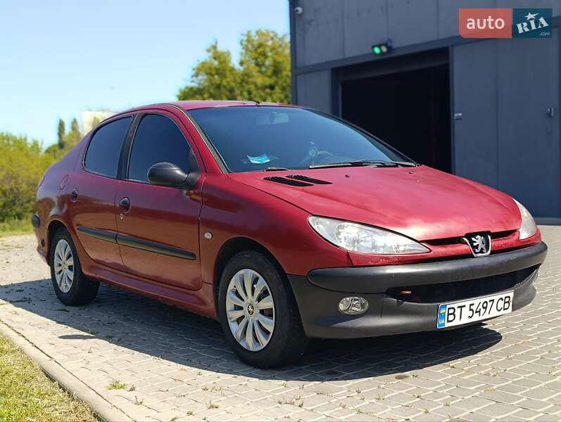 Седан Peugeot 206 2008 в Харькове Седан Peugeot 206 2008 в Харькове