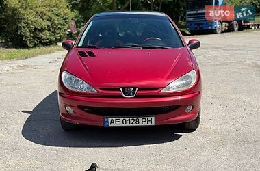 Седан Peugeot 206 2006 в Дніпрі