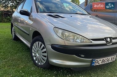 Хэтчбек Peugeot 206 2004 в Львове Хэтчбек Peugeot 206 2004 в Львове