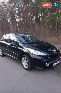 Хетчбек Peugeot 207 2008 в Шептицькому