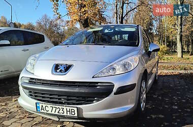 Хэтчбек Peugeot 207 2006 в Луцке