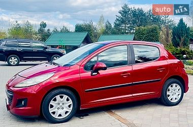 Хетчбек Peugeot 207 2010 в Львові