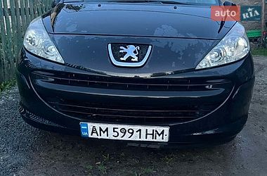 Універсал Peugeot 207 2007 в Звягелі Універсал Peugeot 207 2007 в Звягелі