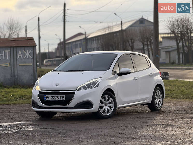 Хэтчбек Peugeot 208 2018 в Ивано-Франковске