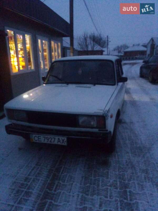 Седан ВАЗ / Lada 2105 1993 в Новоселице Седан ВАЗ / Lada 2105 1993 в Новоселице