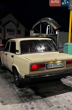 Седан ВАЗ / Lada 2107 1988 в Кам'янець-Подільському Седан ВАЗ / Lada 2107 1988 в Кам'янець-Подільському