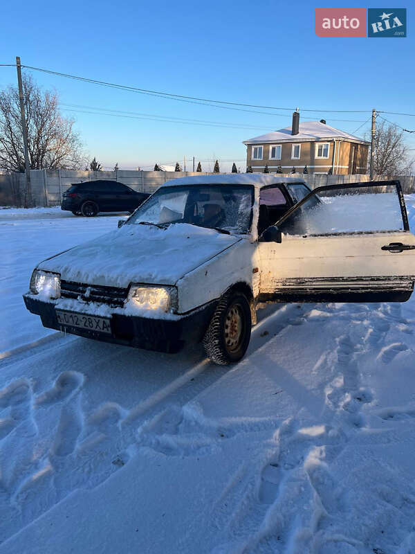 Хэтчбек ВАЗ / Lada 2108 1991 в Харькове