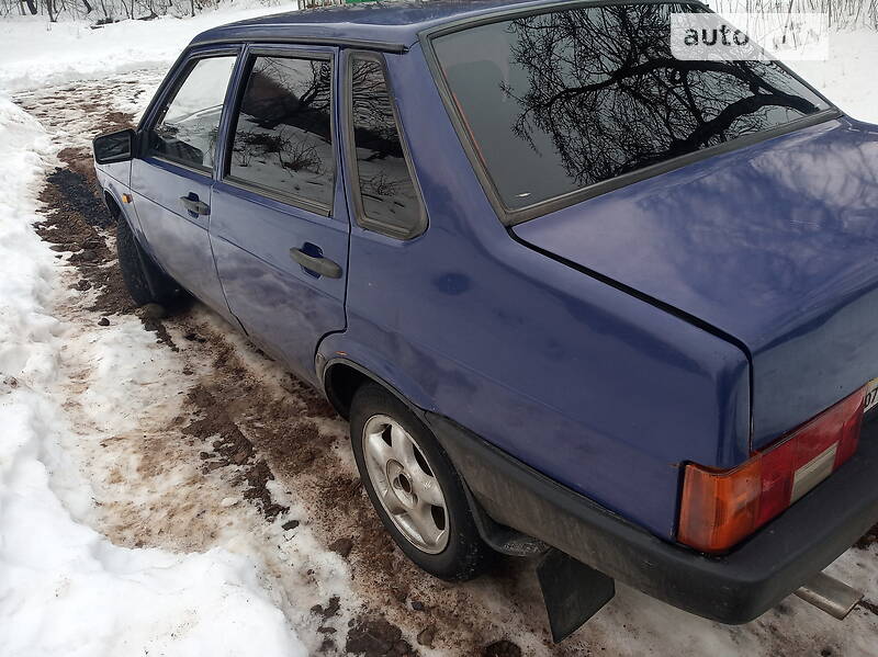 Седан ВАЗ / Lada 21099 2000 в Иршаве