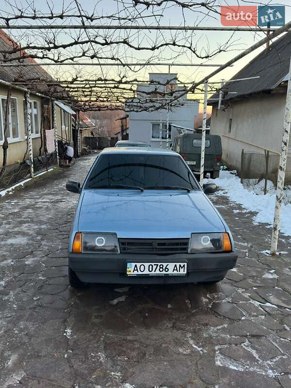 Седан ВАЗ / Lada 21099 2008 в Ужгороде