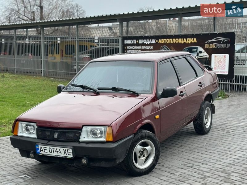 Седан ВАЗ / Lada 21099 1994 в Каменском
