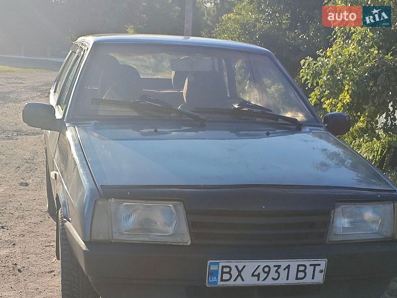 Седан ВАЗ / Lada 21099 2002 в Хмельницком