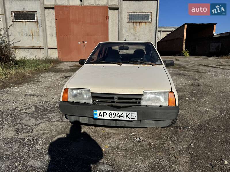 Хэтчбек ВАЗ / Lada 2109 1989 в Запорожье Хэтчбек ВАЗ / Lada 2109 1989 в Запорожье