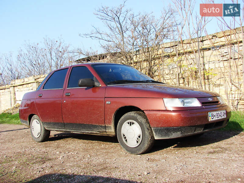 Седан ВАЗ / Lada 2110 1999 в Одесі