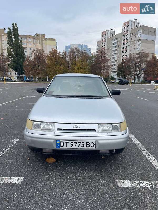 Седан ВАЗ / Lada 2110 2002 в Броварах