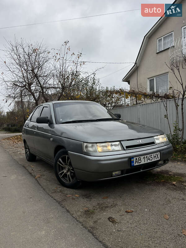 Хэтчбек ВАЗ / Lada 2112 2006 в Баре Хэтчбек ВАЗ / Lada 2112 2006 в Баре
