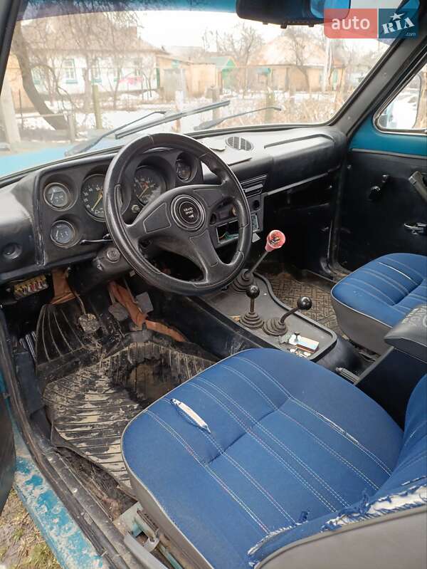 Позашляховик / Кросовер ВАЗ / Lada 2121 Нива 1983 в Чигирину