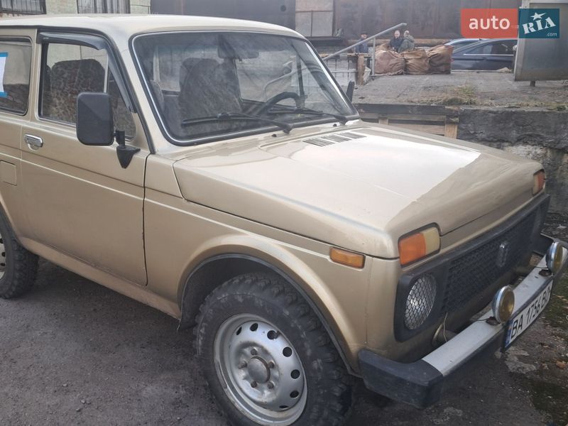 Позашляховик / Кросовер ВАЗ / Lada 2121 Нива 1982 в Олександрії