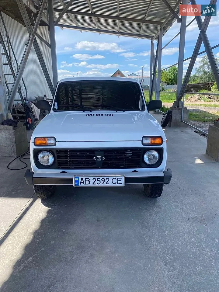 Lada 21214 2015 photo 4