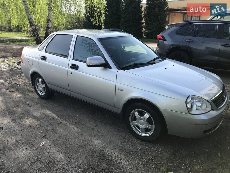 Хетчбек ВАЗ / Lada 2170 Priora 2009 в Снятині