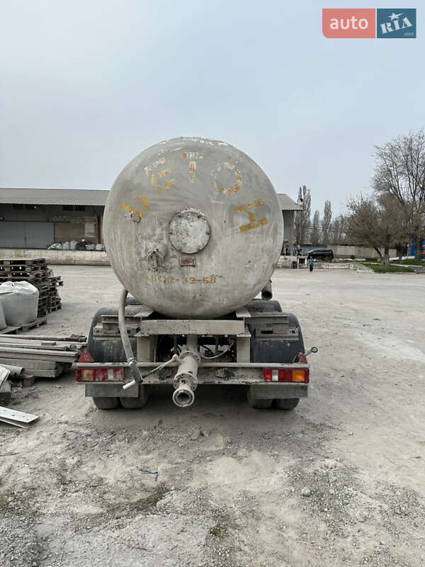 Цементовоз НПЦ 22 2008 в Киеве