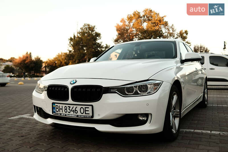 Седан BMW 3 Series 2014 в Киеве