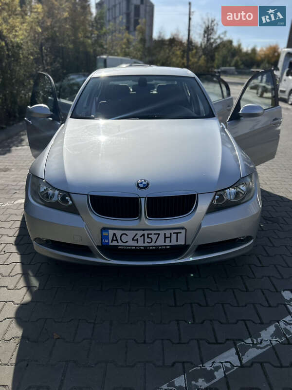Седан BMW 3 Series 2005 в Луцке Седан BMW 3 Series 2005 в Луцке