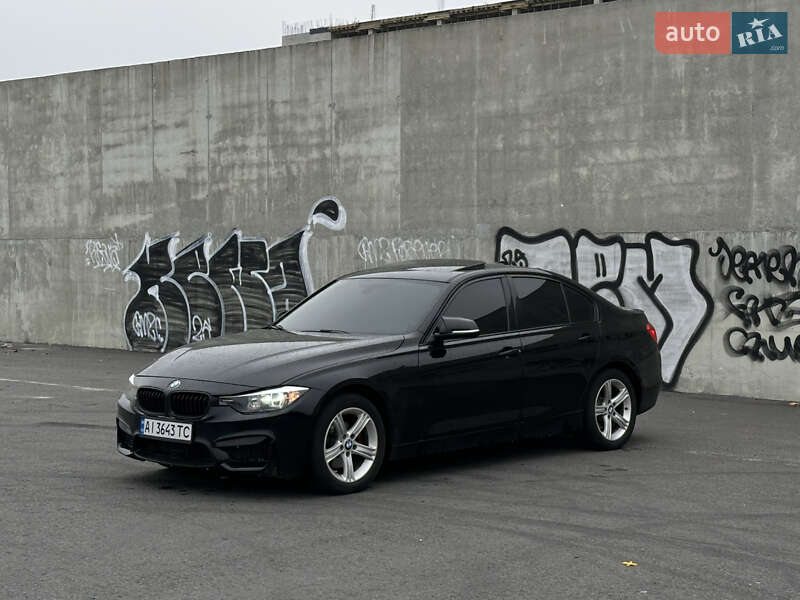Седан BMW 3 Series 2015 в Львове