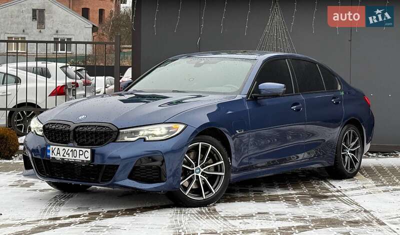 Седан BMW 3 Series 2022 в Полтаві