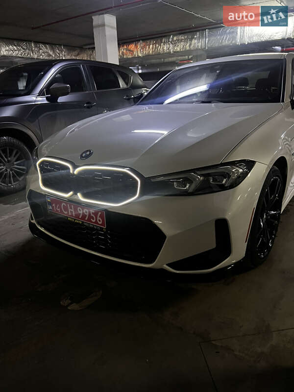 Седан BMW 3 Series 2022 в Виннице Седан BMW 3 Series 2022 в Виннице