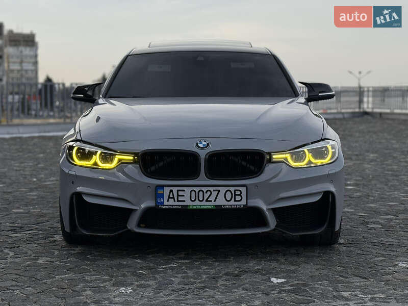 Седан BMW 3 Series 2016 в Днепре
