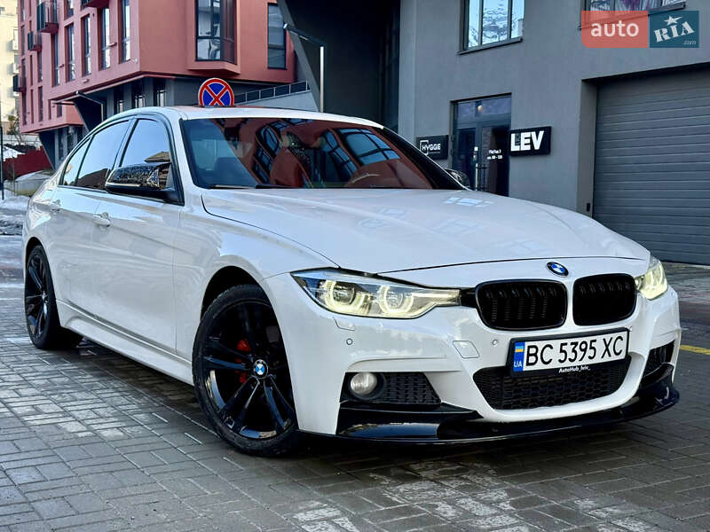 Седан BMW 3 Series 2016 в Львове
