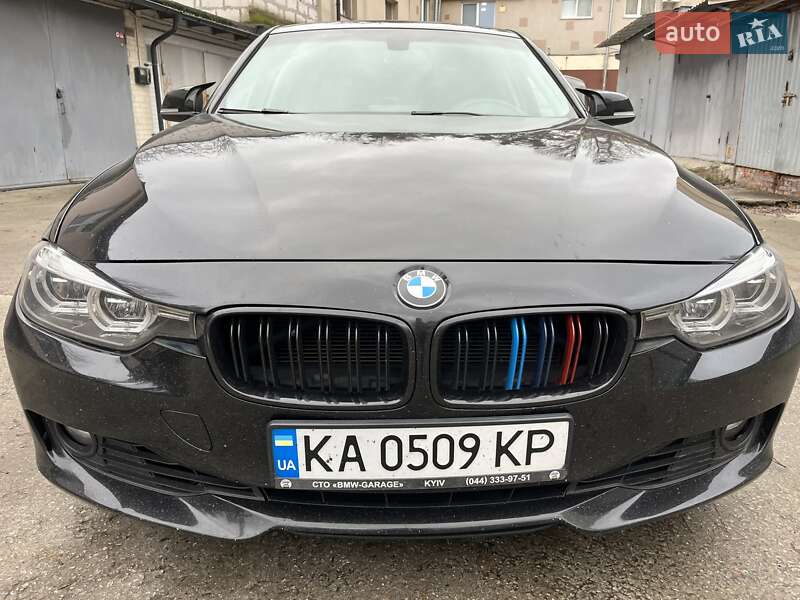 Седан BMW 3 Series 2012 в Киеве