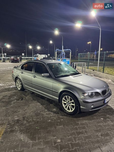 Седан BMW 3 Series 2004 в Киеве