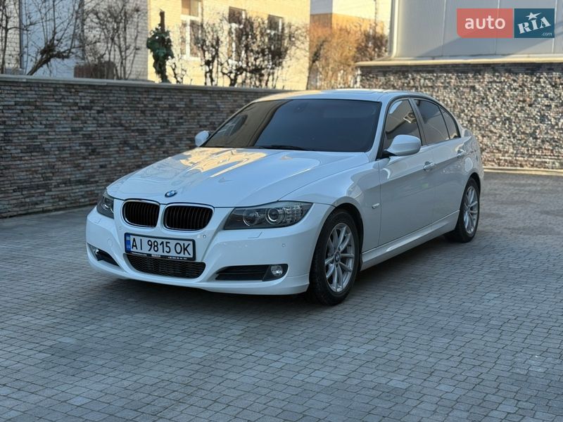 Седан BMW 3 Series 2011 в Василькове