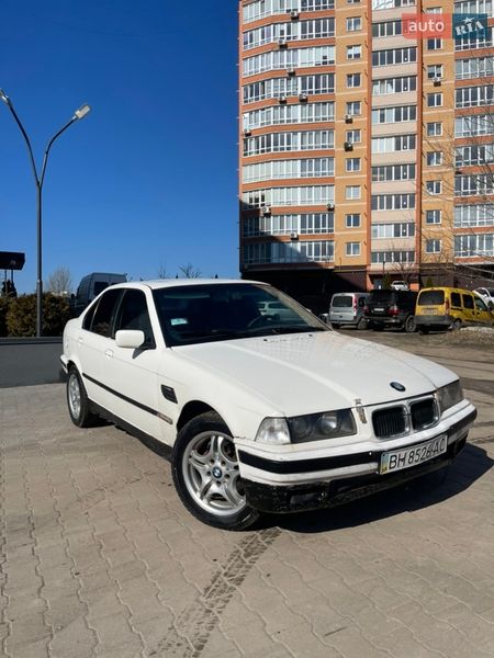 Седан BMW 3 Series 1993 в Хмельницком