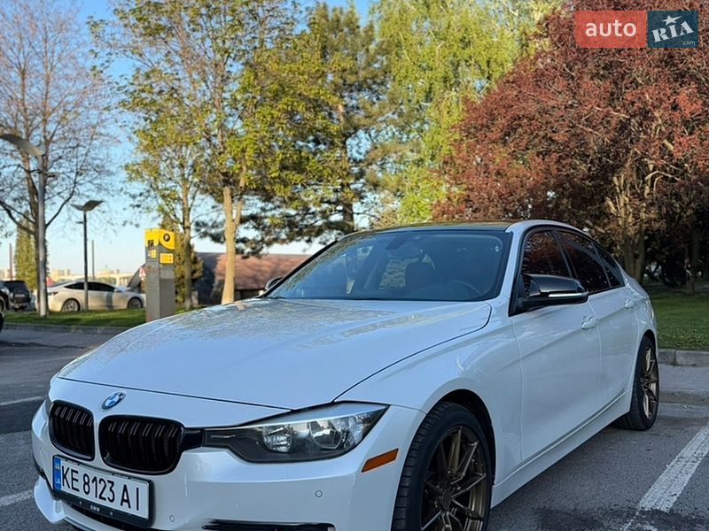 Седан BMW 3 Series 2014 в Днепре Седан BMW 3 Series 2014 в Днепре