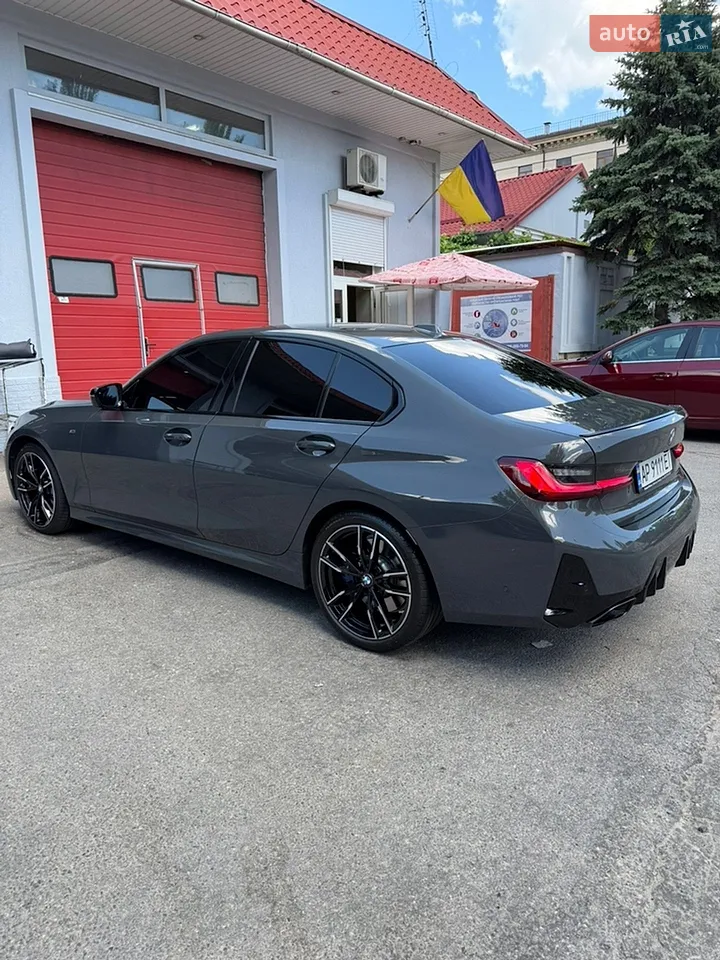 BMW 3 Series 2024 photo 5