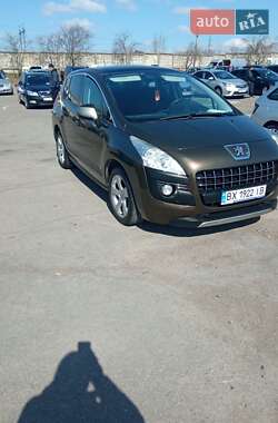 Внедорожник / Кроссовер Peugeot 3008 2011 в Нетешине