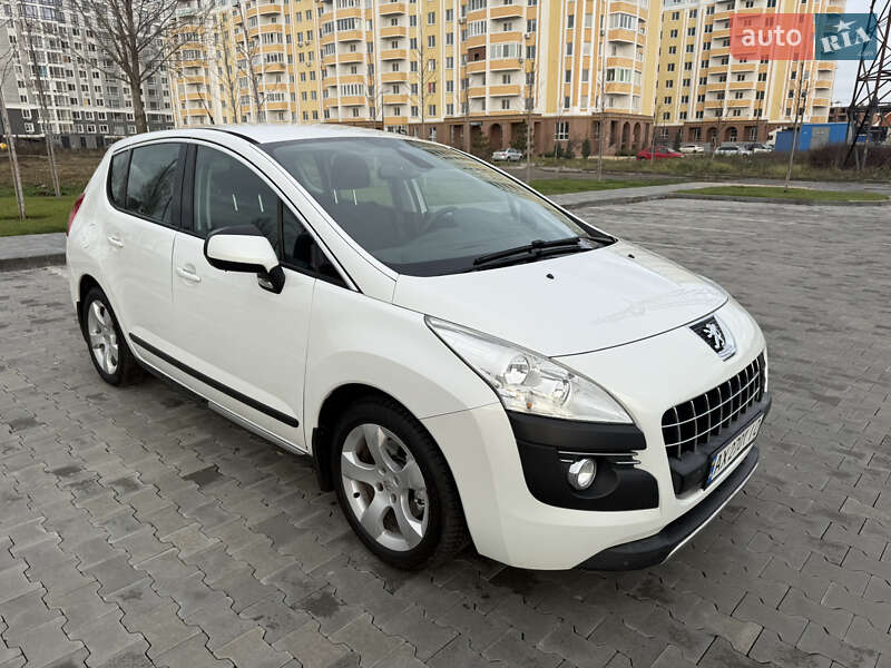 Внедорожник / Кроссовер Peugeot 3008 2012 в Ирпене