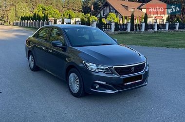 Седан Peugeot 301 2020 в Переяславе