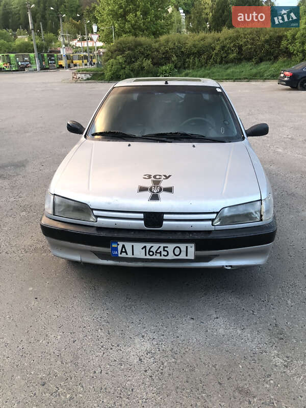 Седан Peugeot 306 1995 в Львове Седан Peugeot 306 1995 в Львове