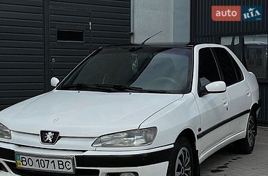 Седан Peugeot 306 1998 в Бучаче
