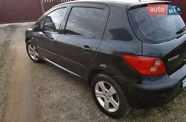 Хетчбек Peugeot 307 2004 в Сарнах Хетчбек Peugeot 307 2004 в Сарнах
