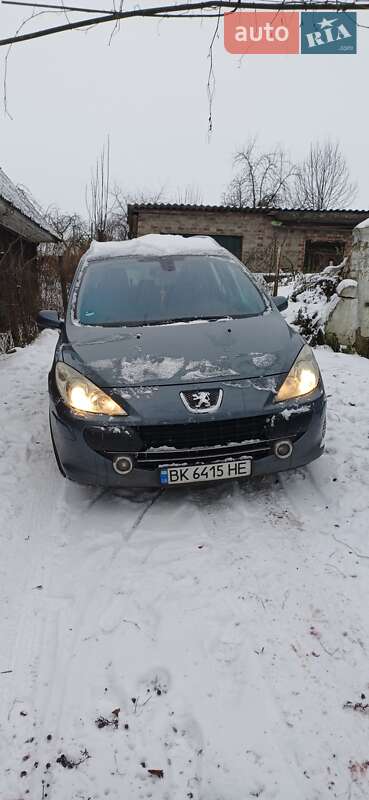 Универсал Peugeot 307 2006 в Великих Межиричах Универсал Peugeot 307 2006 в Великих Межиричах