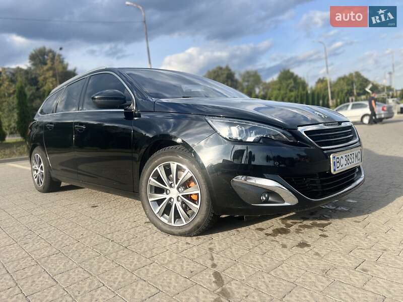 Универсал Peugeot 308 2017 в Дрогобыче