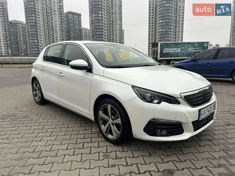 Хэтчбек Peugeot 308 2019 в Киеве