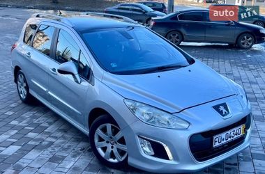 Універсал Peugeot 308 2011 в Тернополі